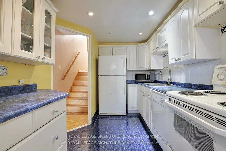 11, Wincott, Kingsview Village-The Westway, Toronto