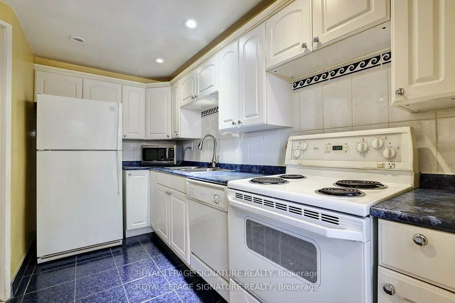 11, Wincott, Kingsview Village-The Westway, Toronto