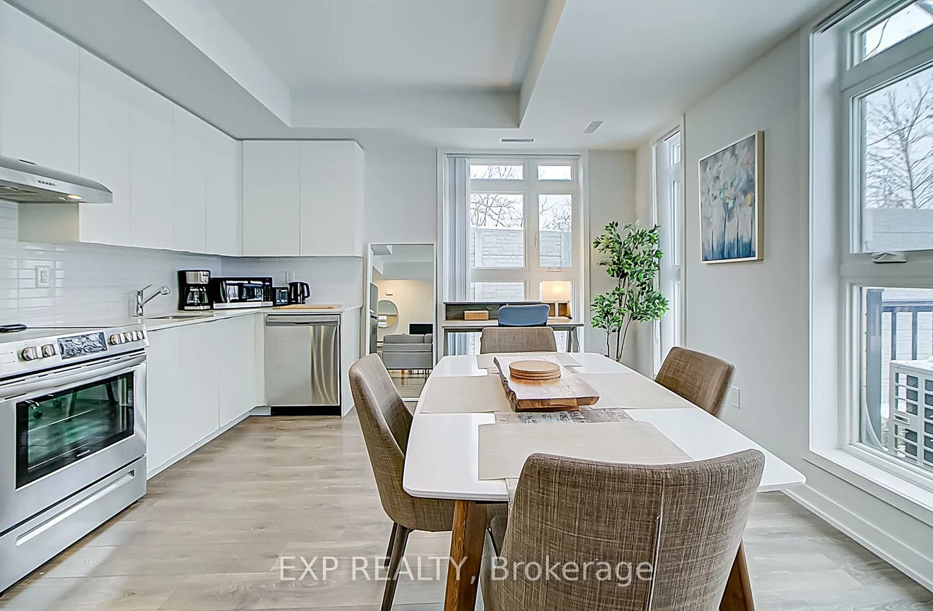 90, Canon Jackson, Beechborough-Greenbrook, Toronto