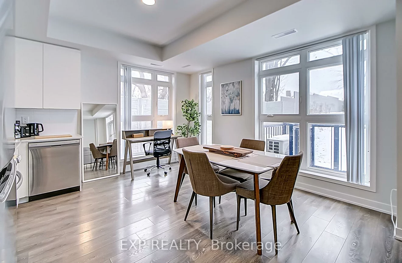 90, Canon Jackson, Beechborough-Greenbrook, Toronto