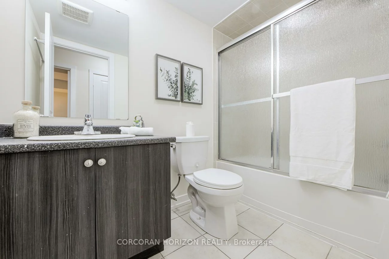 2315, Sheppard, Humberlea-Pelmo Park W5, Toronto