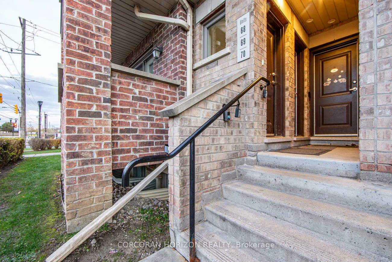 2315, Sheppard, Humberlea-Pelmo Park W5, Toronto