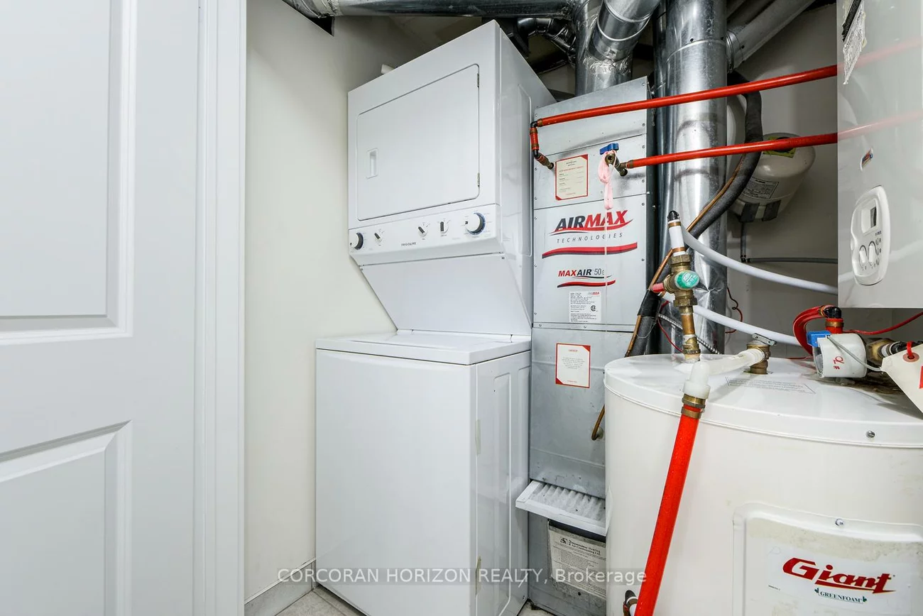 2315, Sheppard, Humberlea-Pelmo Park W5, Toronto