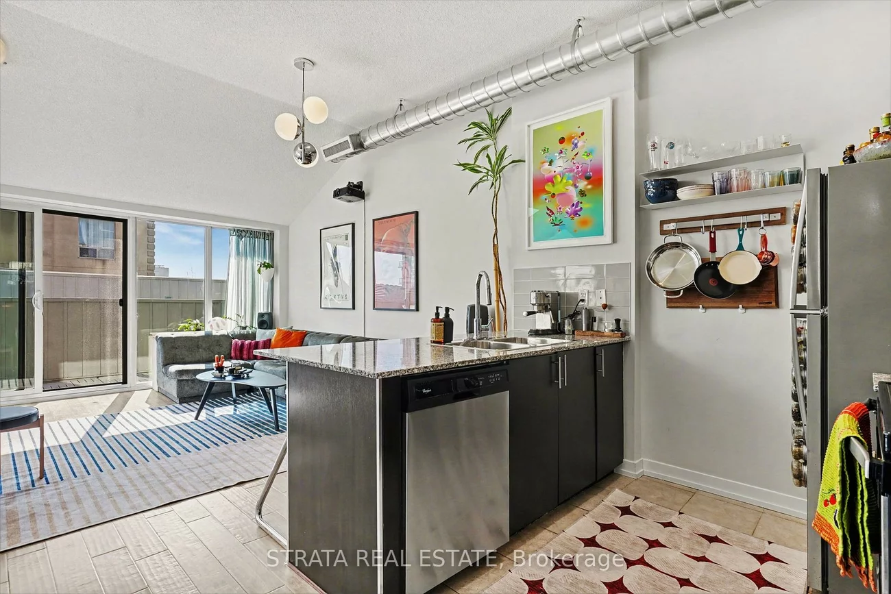 1410, Dupont, Dovercourt-Wallace Emerson-Junction, Toronto