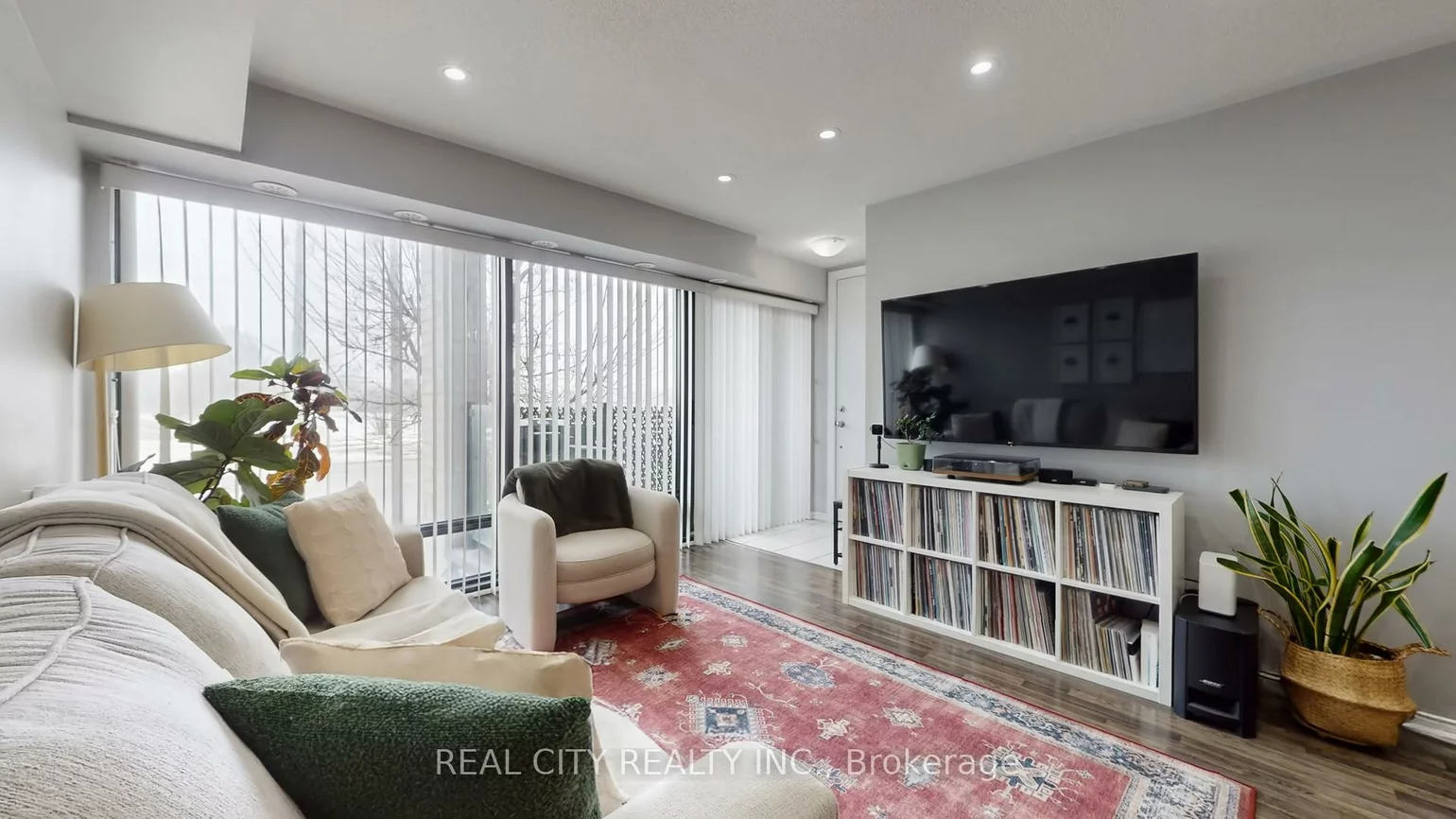 142, Widdicombe Hill, Willowridge-Martingrove-Richview, Toronto