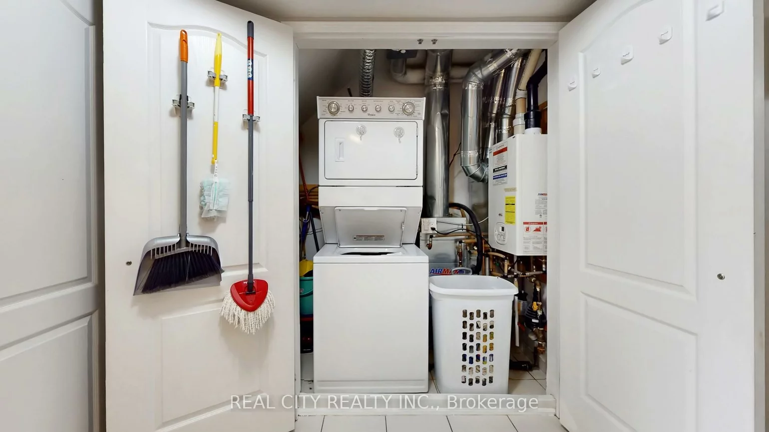 142, Widdicombe Hill, Willowridge-Martingrove-Richview, Toronto