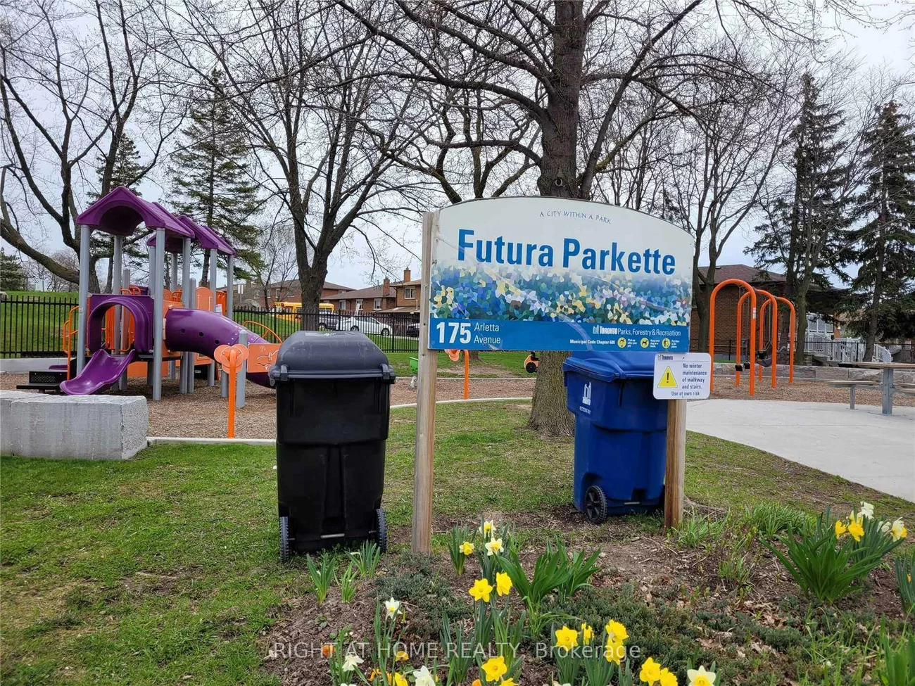 235, Grandravine, Glenfield-Jane Heights, Toronto