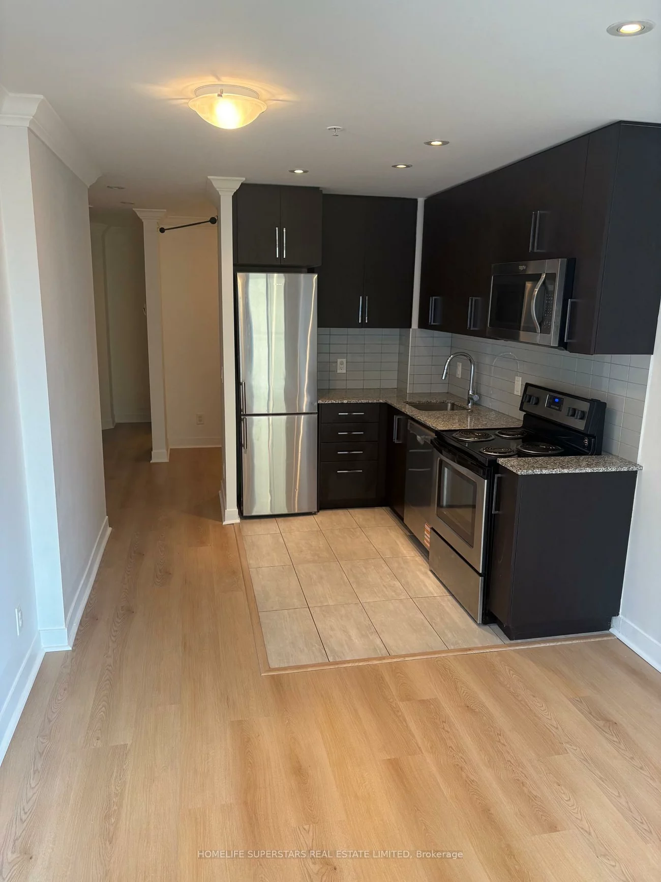 840, Queens Plate, West Humber-Clairville, Toronto