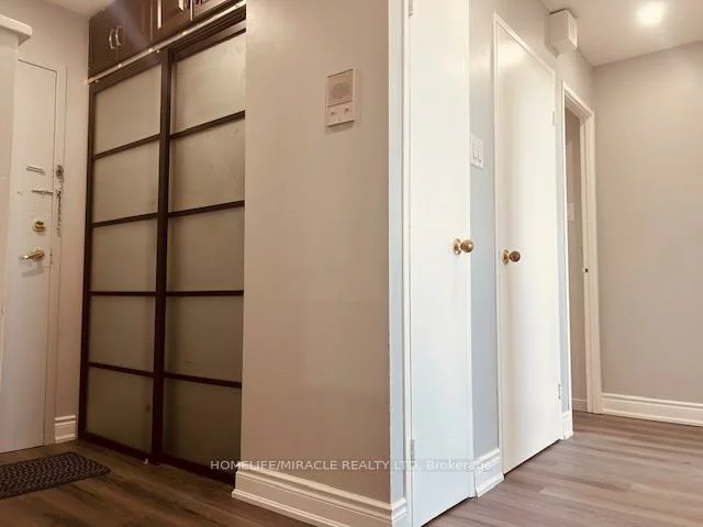 2645, Kipling, Mount Olive-Silverstone-Jamestown, Toronto