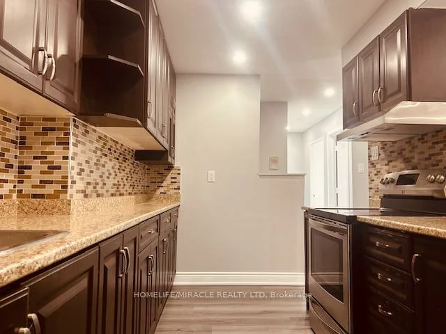 2645, Kipling, Mount Olive-Silverstone-Jamestown, Toronto