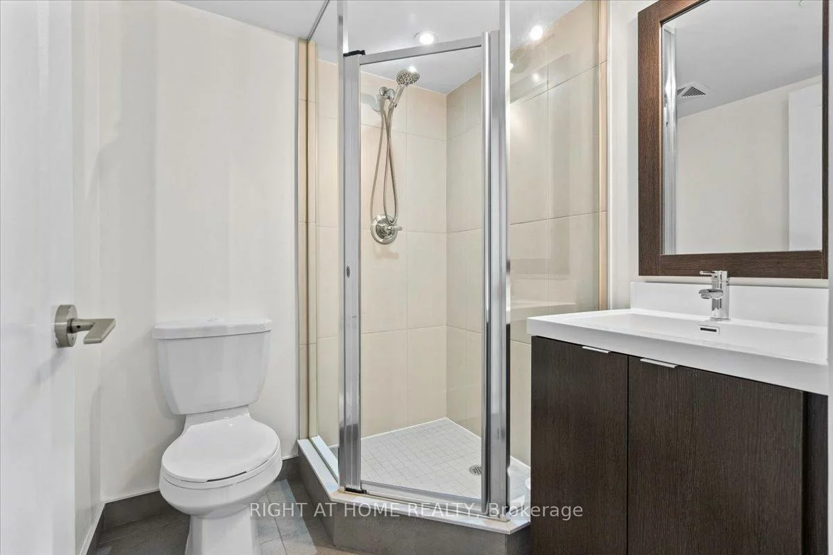 9, Mabelle, Islington-City Centre West, Toronto