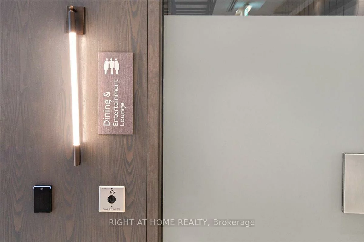 9, Mabelle, Islington-City Centre West, Toronto