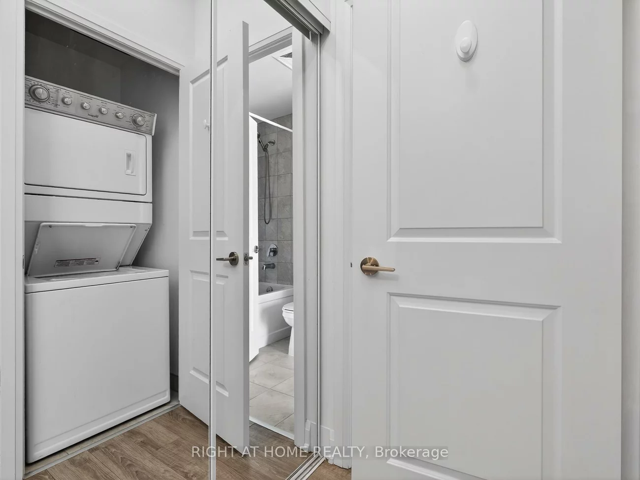 2800, Keele, Downsview-Roding-CFB, Toronto