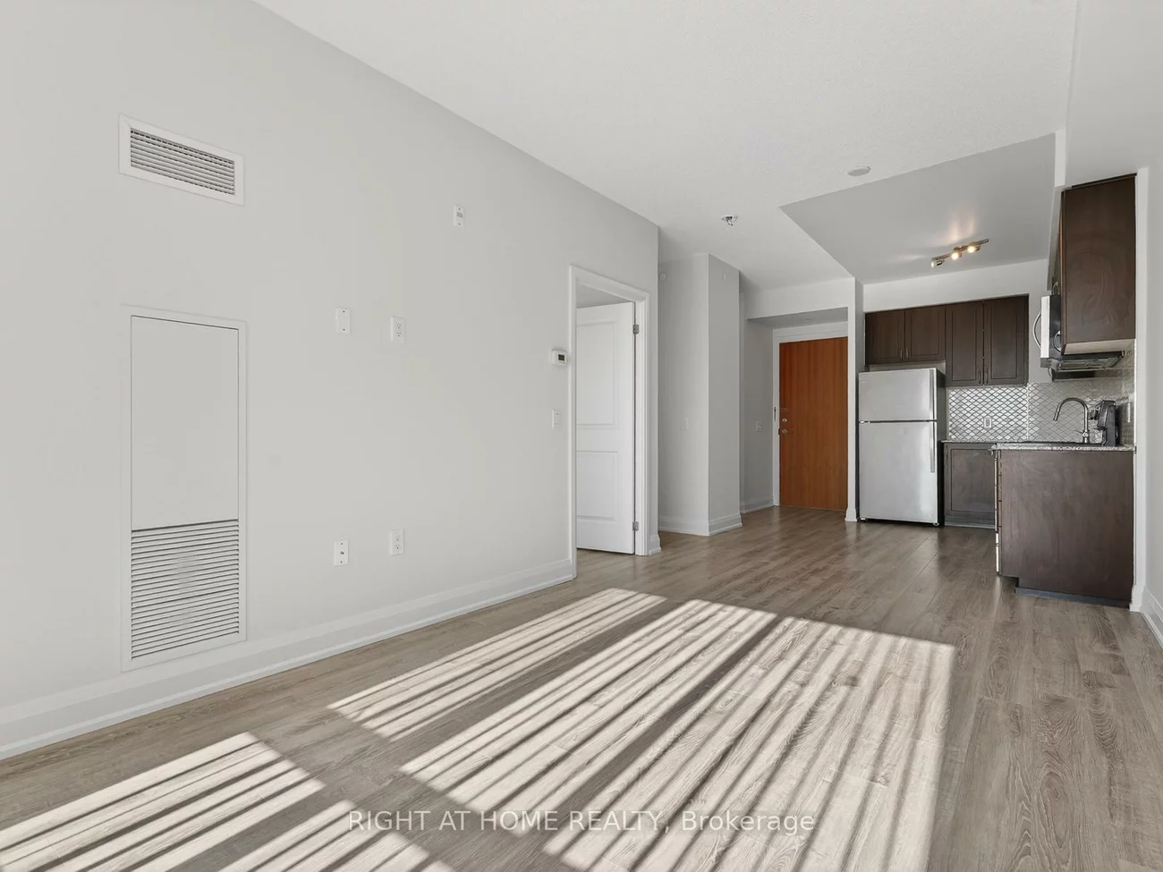 2800, Keele, Downsview-Roding-CFB, Toronto
