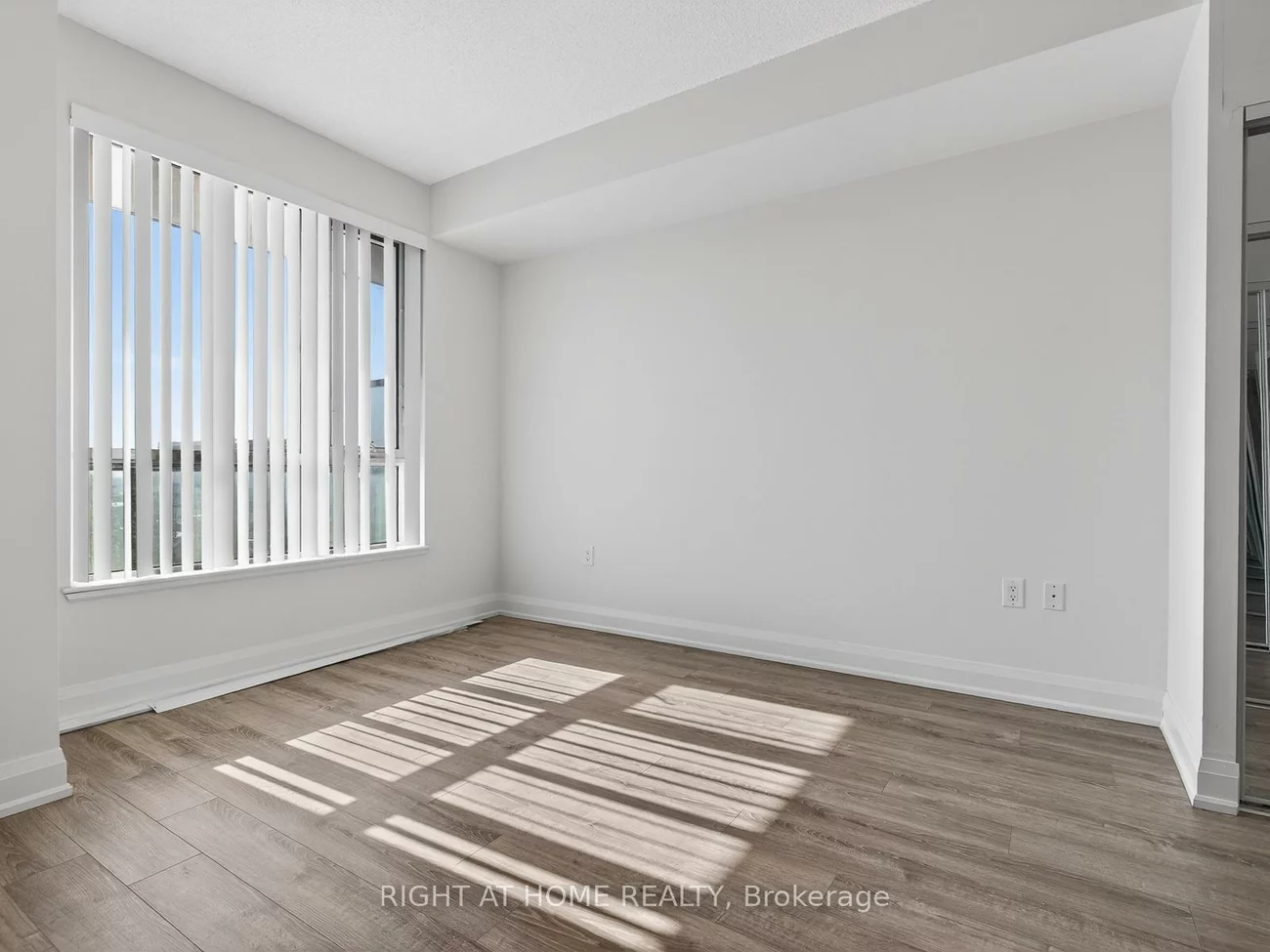 2800, Keele, Downsview-Roding-CFB, Toronto
