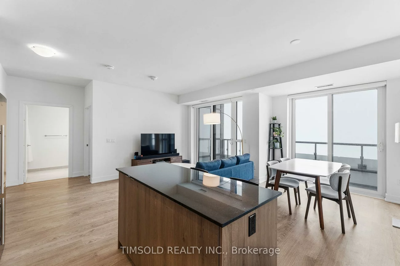 5, Mabelle, Islington-City Centre West, Toronto