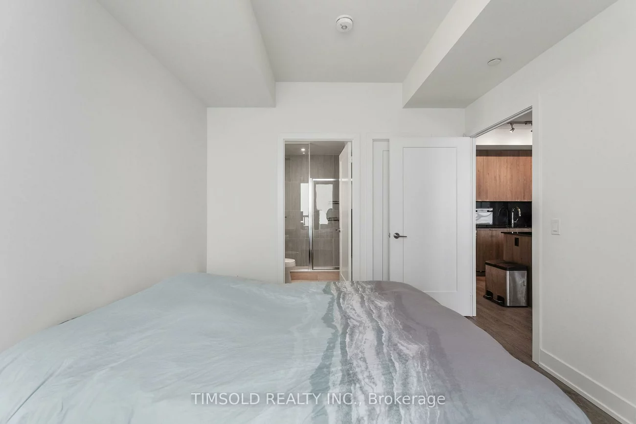 5, Mabelle, Islington-City Centre West, Toronto