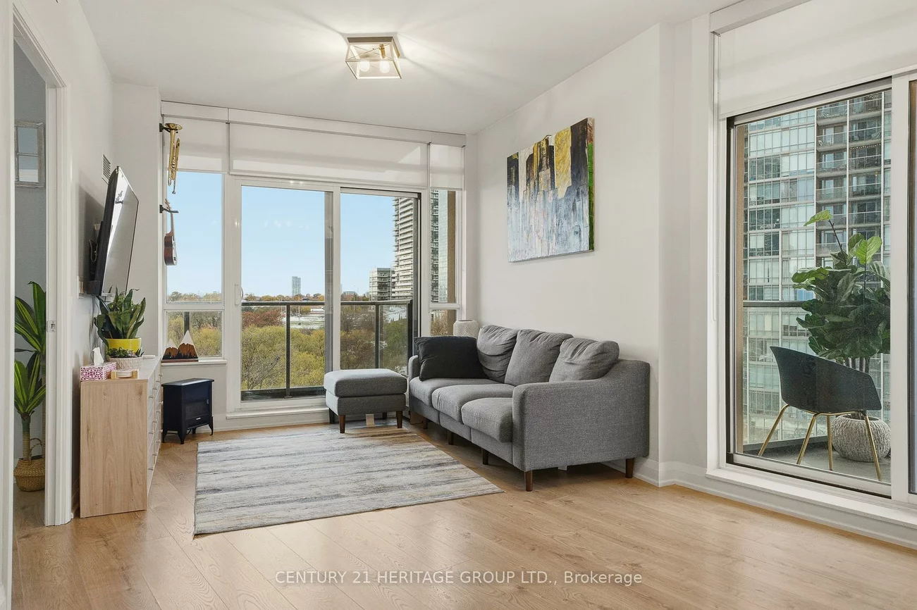 36, Park Lawn, Mimico, Toronto