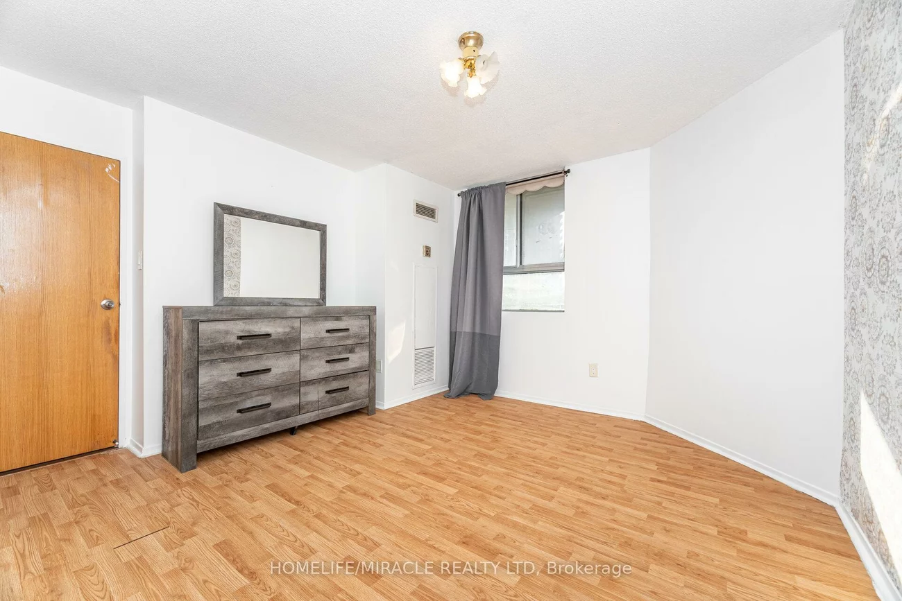 236, Albion, Elms-Old Rexdale, Toronto