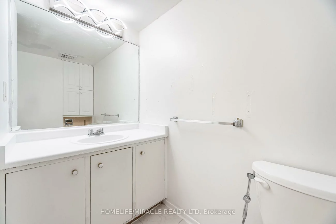 236, Albion, Elms-Old Rexdale, Toronto