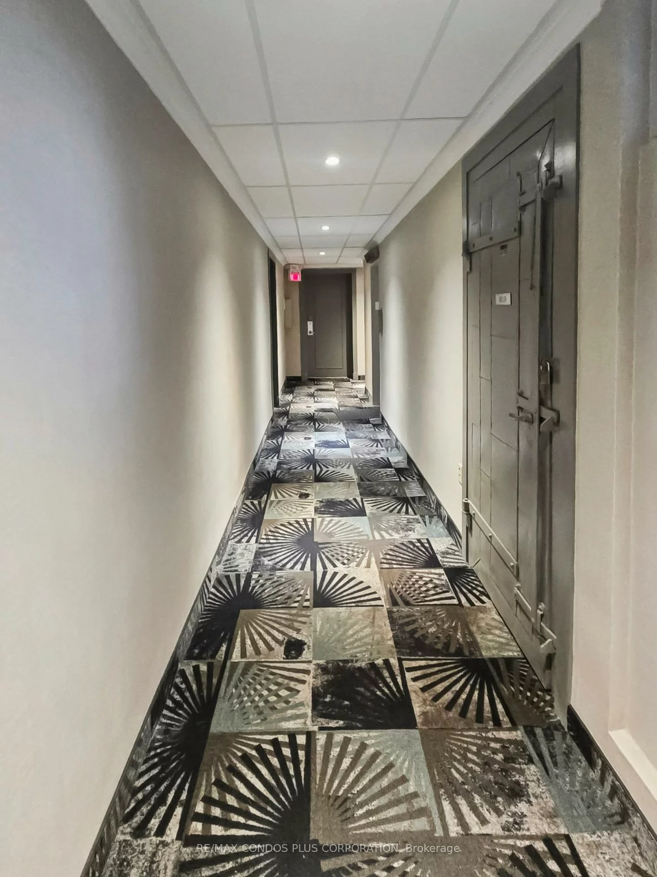 185, Stephen, Stonegate-Queensway, Toronto