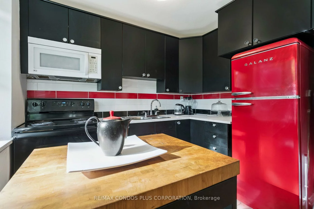 185, Stephen, Stonegate-Queensway, Toronto