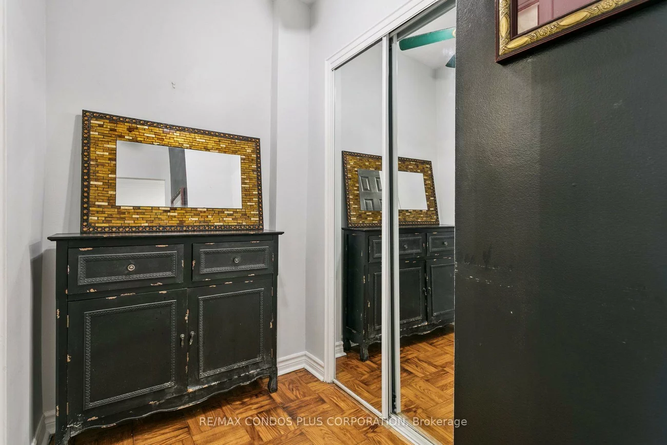 185, Stephen, Stonegate-Queensway, Toronto