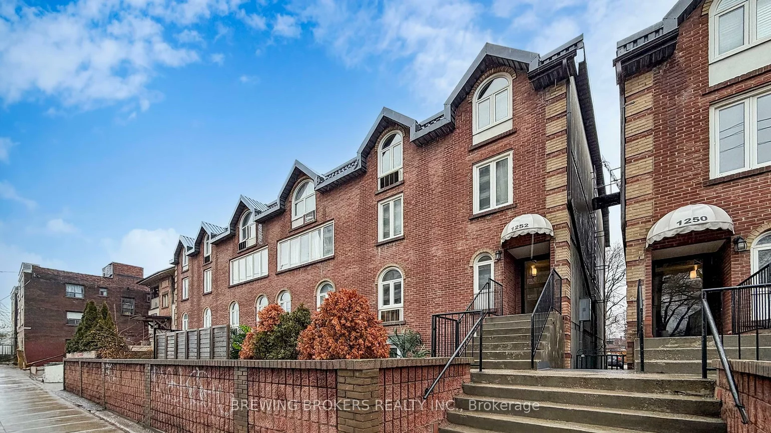 1252, King, South Parkdale, Toronto