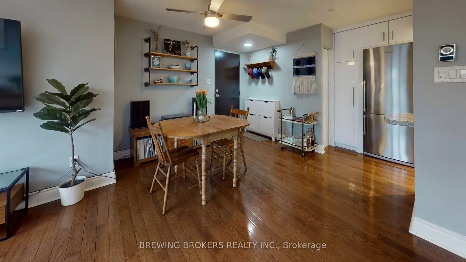 1252, King, South Parkdale, Toronto