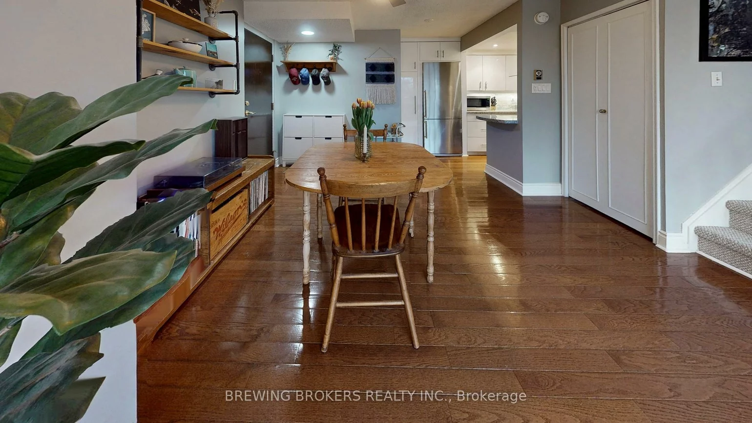 1252, King, South Parkdale, Toronto