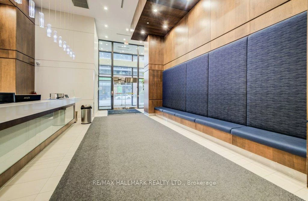 2200, Lakeshore, Mimico, Toronto