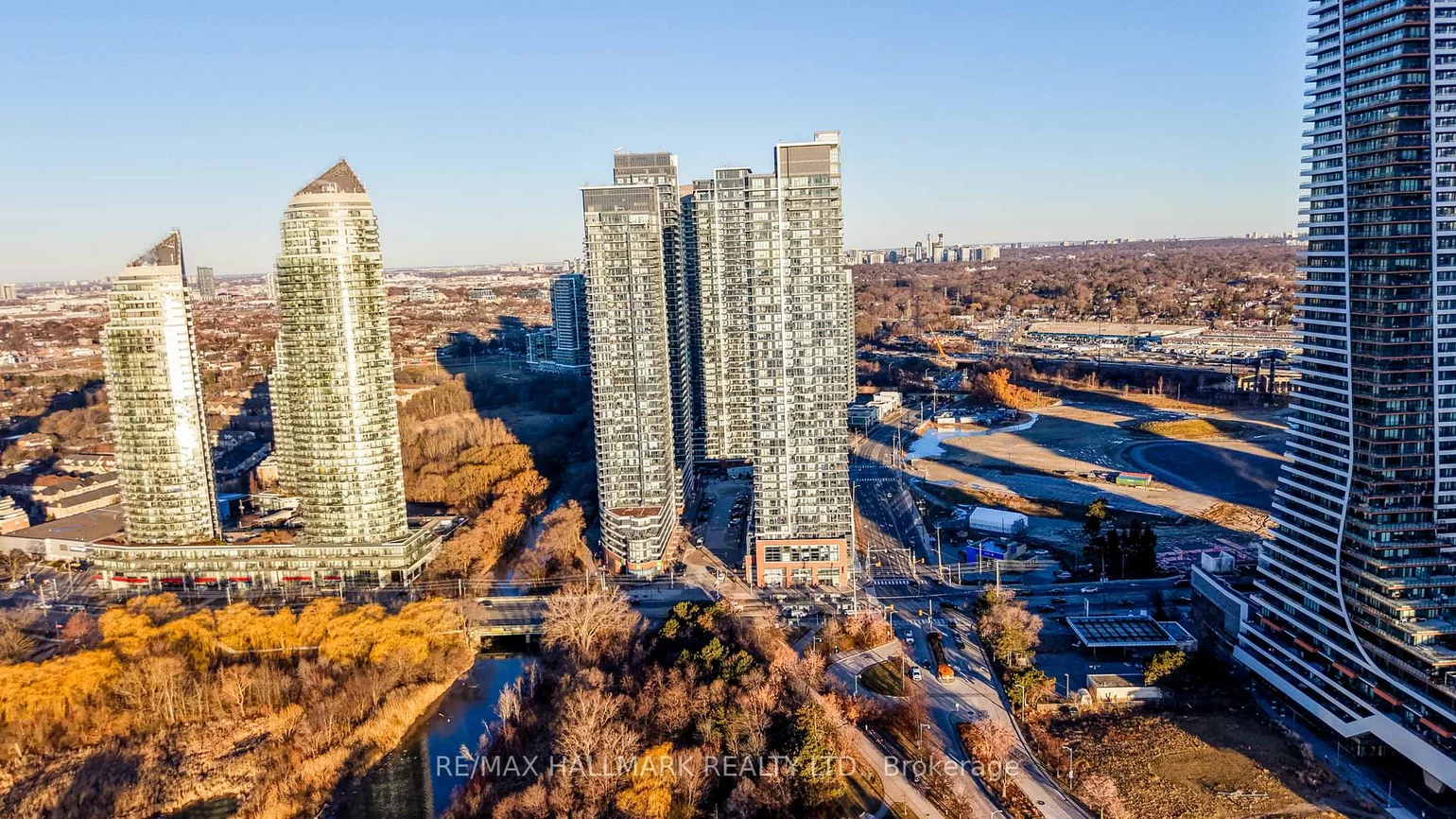 2200, Lakeshore, Mimico, Toronto