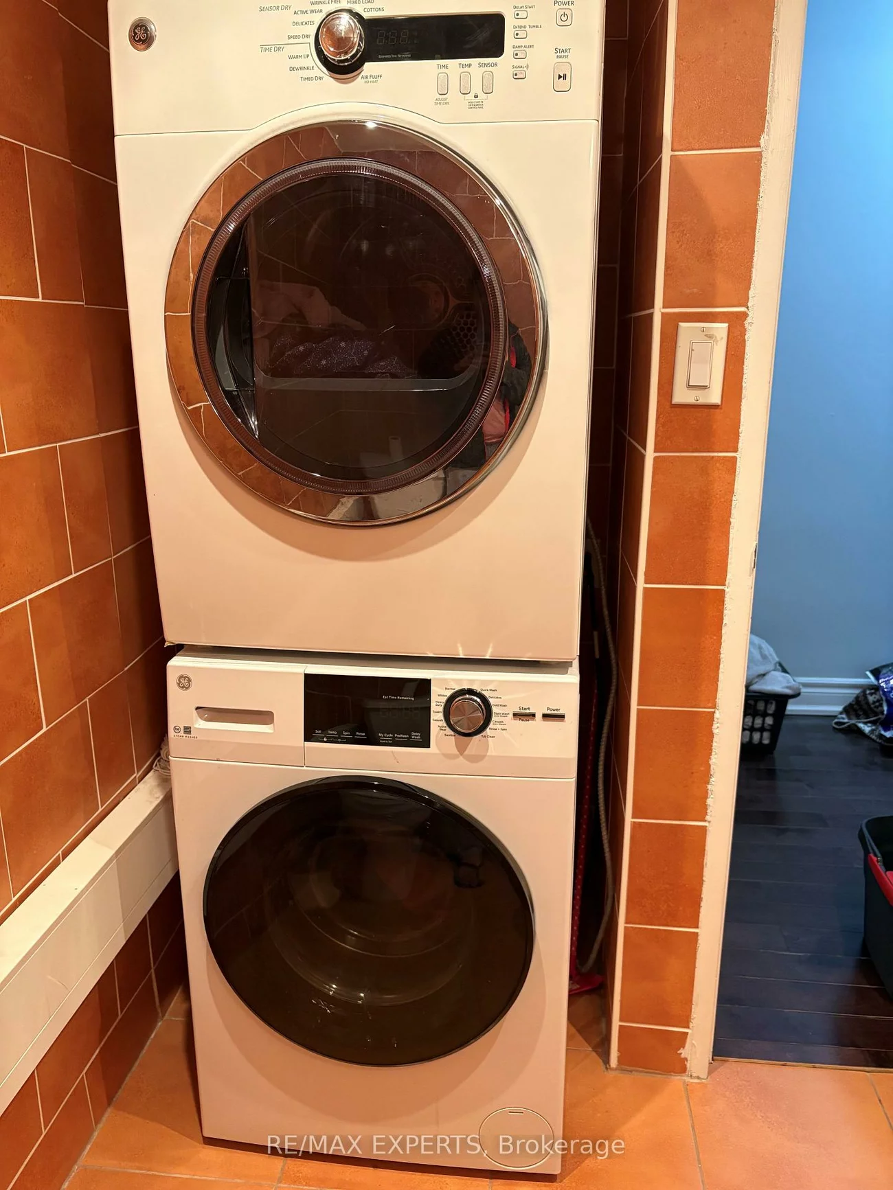 11, WINCOTT, Kingsview Village-The Westway, Toronto