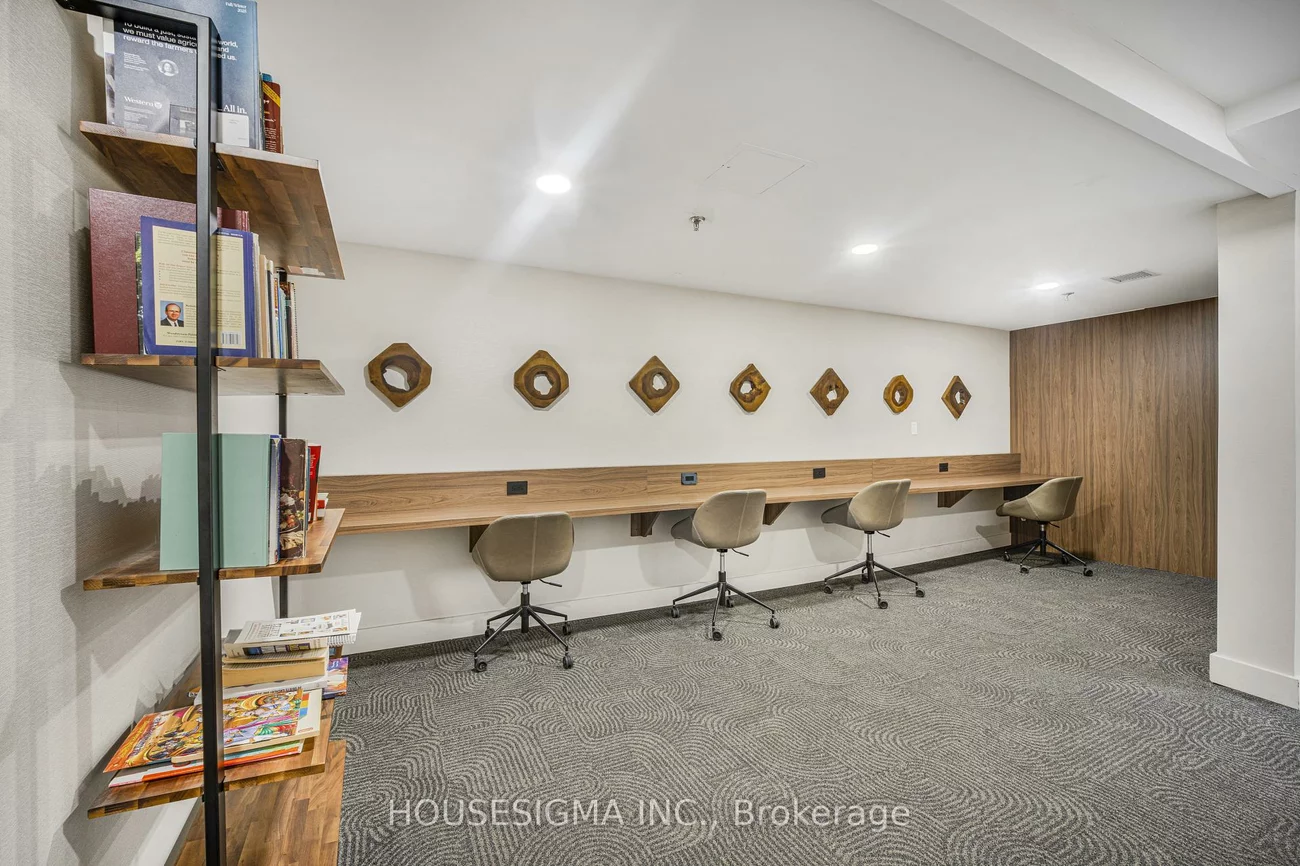 22, Southport, High Park-Swansea, Toronto