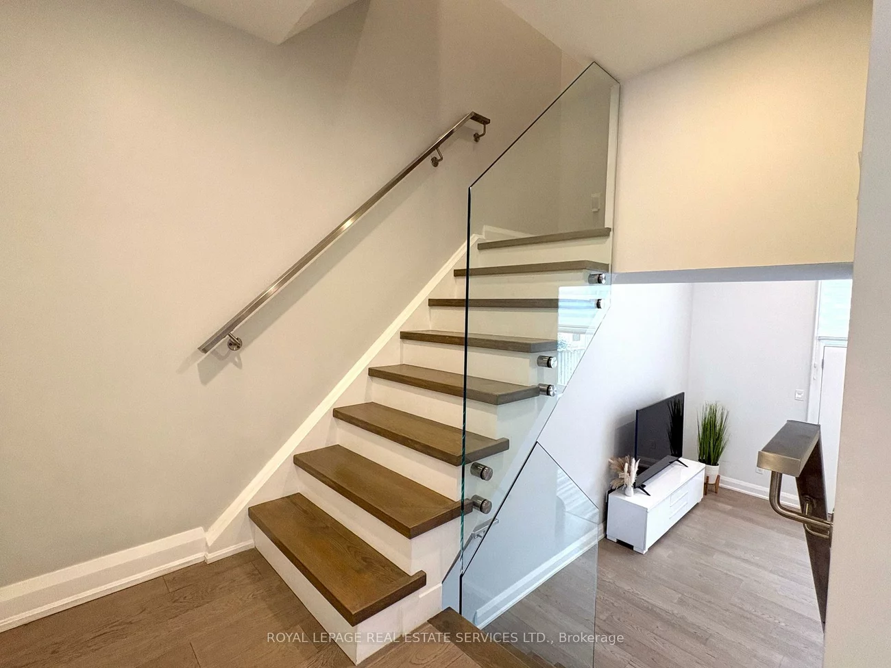 629, Rathburn, Eringate-Centennial-West Deane, Toronto