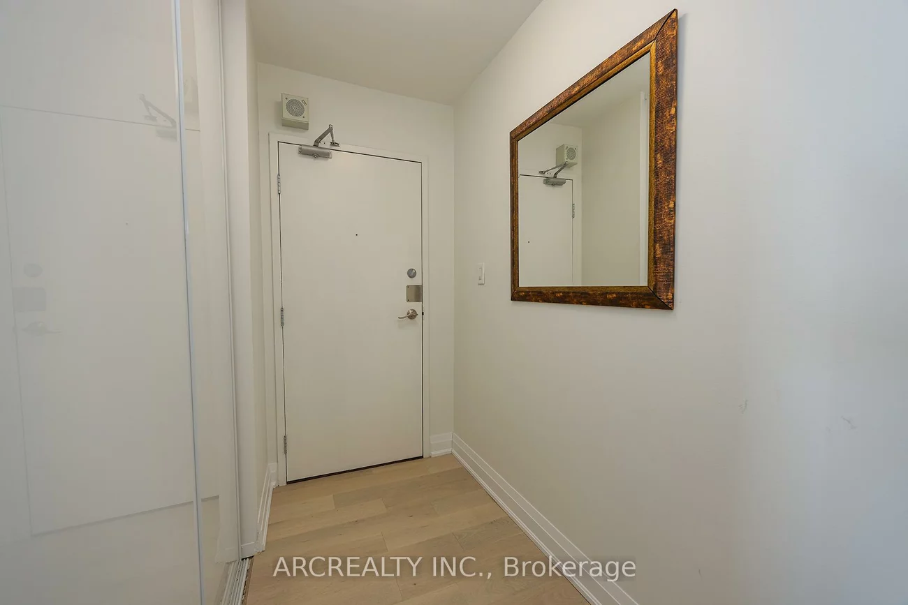 50, Quebec, High Park North, Toronto