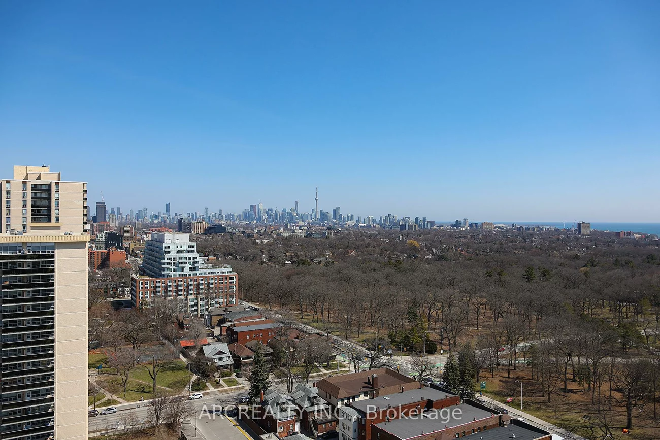 50, Quebec, High Park North, Toronto