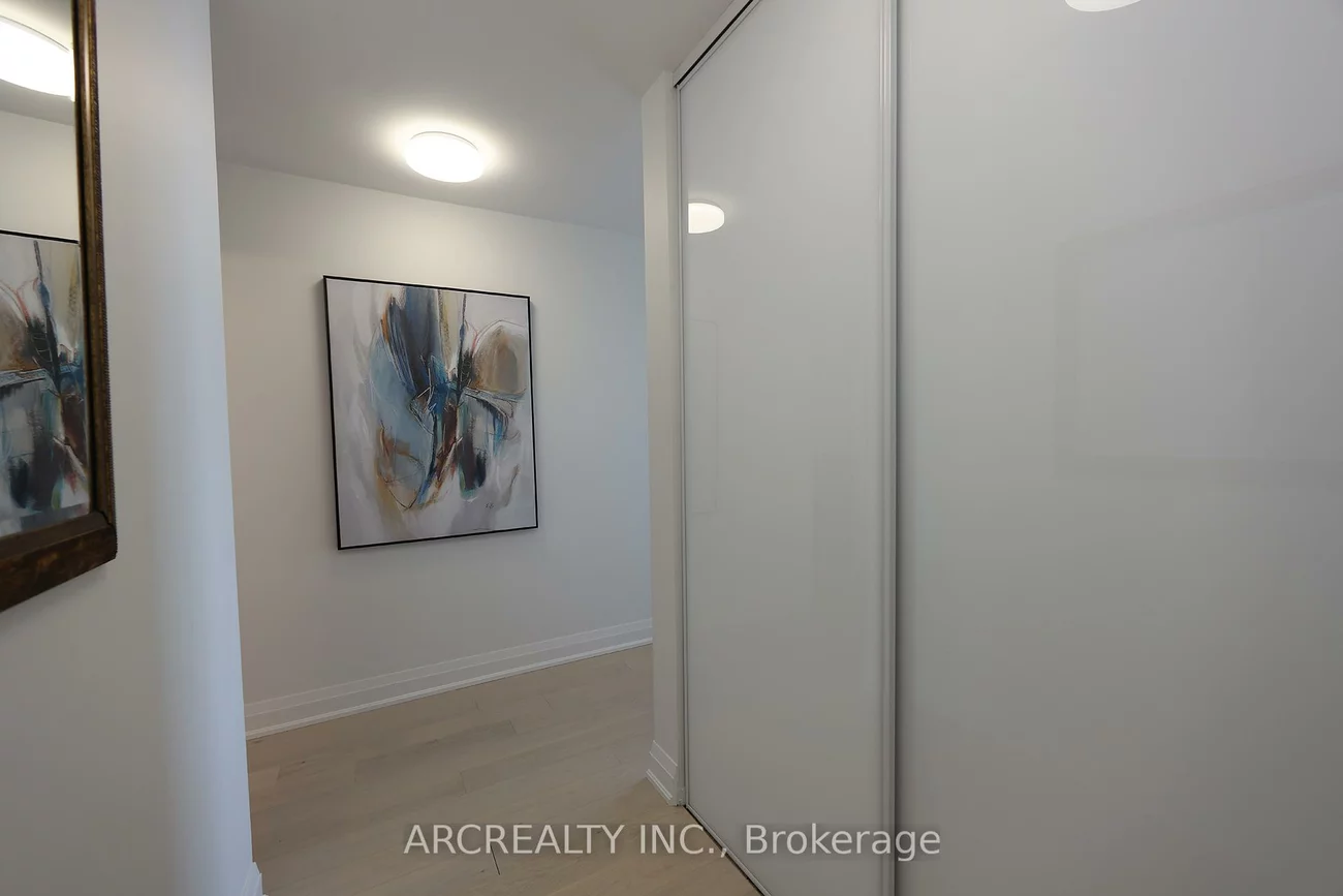 50, Quebec, High Park North, Toronto