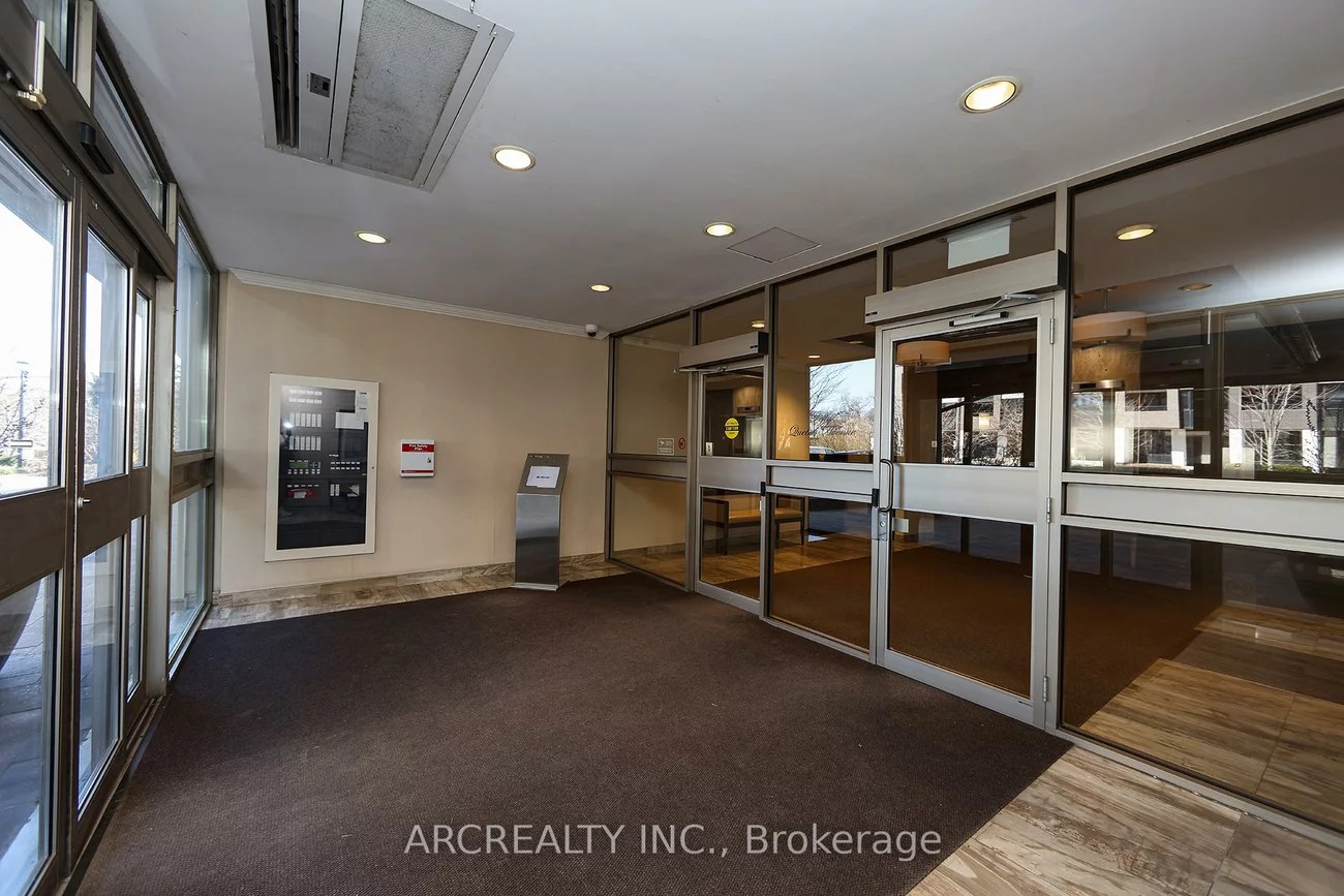 50, Quebec, High Park North, Toronto