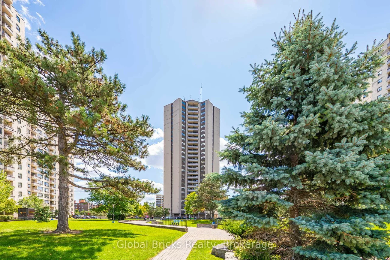 380, Dixon, Kingsview Village-The Westway, Toronto