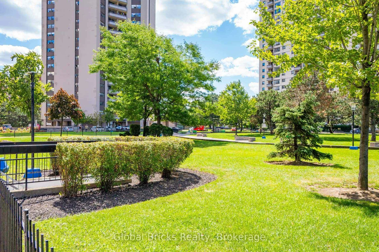 380, Dixon, Kingsview Village-The Westway, Toronto