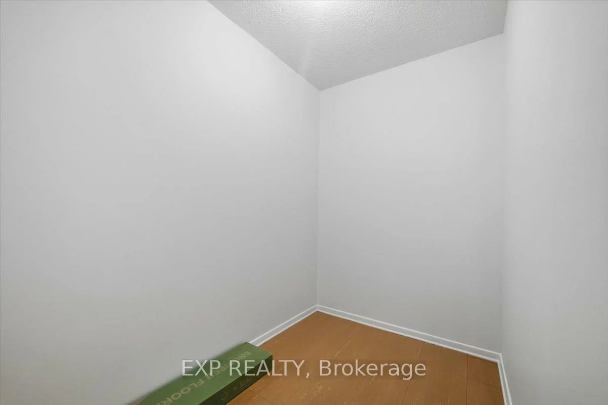 60, Southport, High Park-Swansea, Toronto