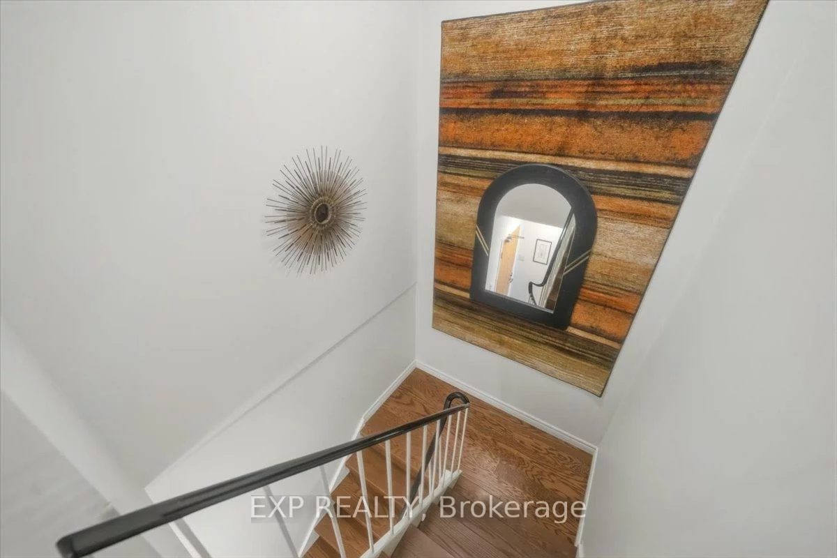 60, Southport, High Park-Swansea, Toronto