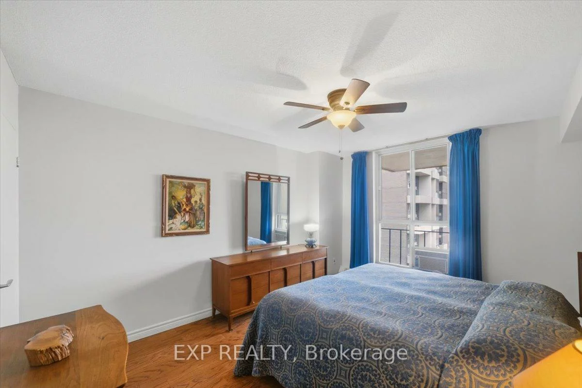 60, Southport, High Park-Swansea, Toronto