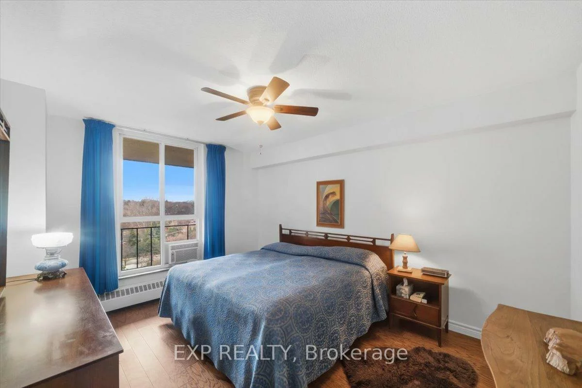 60, Southport, High Park-Swansea, Toronto