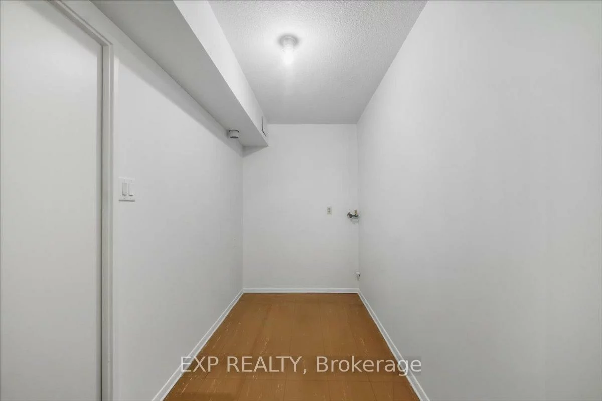 60, Southport, High Park-Swansea, Toronto