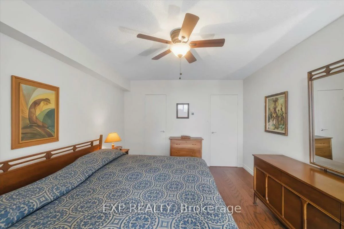 60, Southport, High Park-Swansea, Toronto