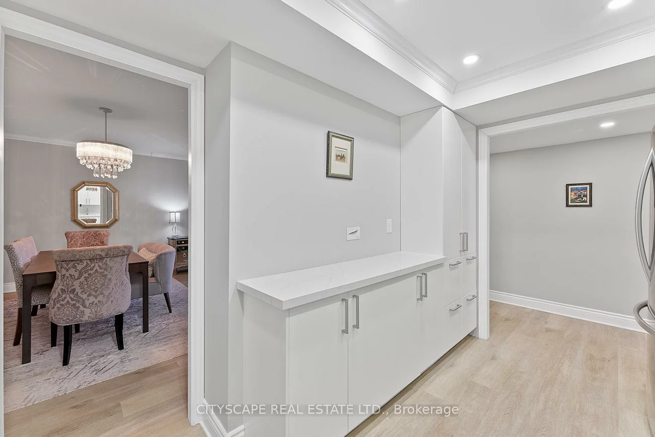 2045, Lake Shore, Mimico, Toronto