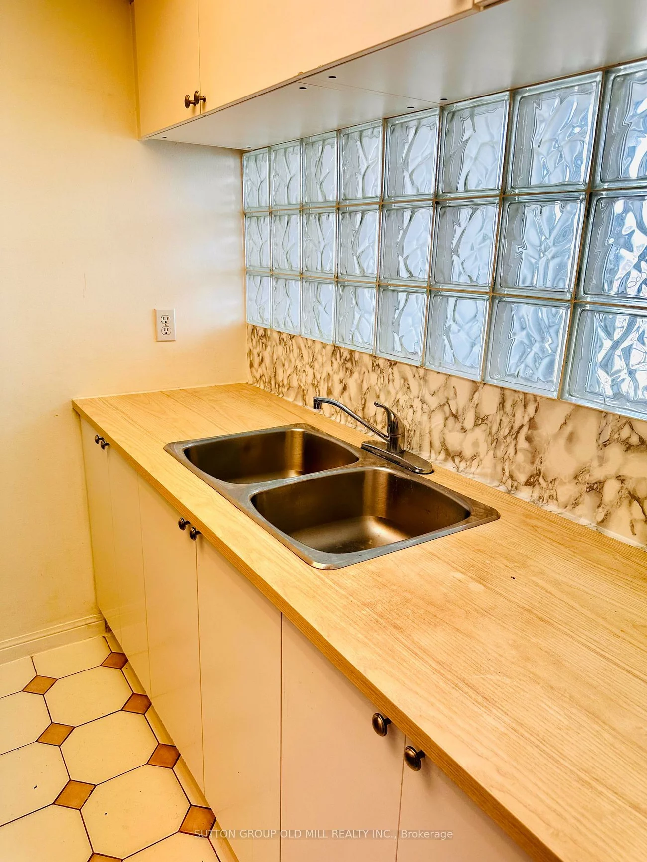 101, Subway, Islington-City Centre West, Toronto