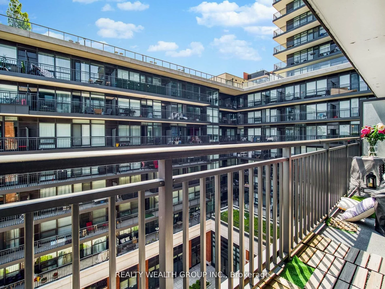 3091, Dufferin, Yorkdale-Glen Park, Toronto